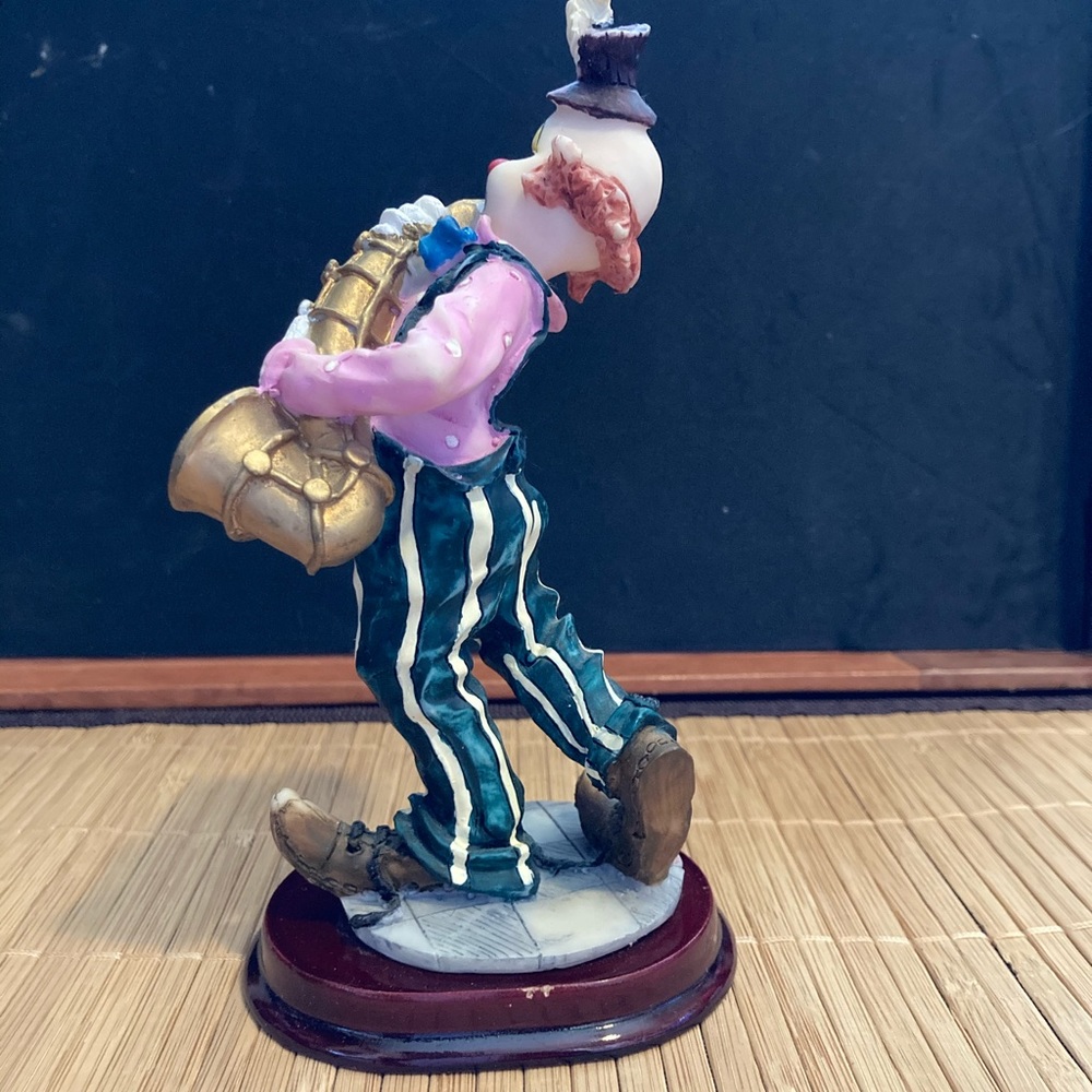Hand-Painted Clown Figurine with Saxophone - Pink & Blue - Picture 3 of 4